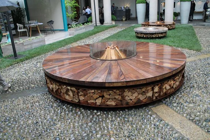 Artu Fire Pit By