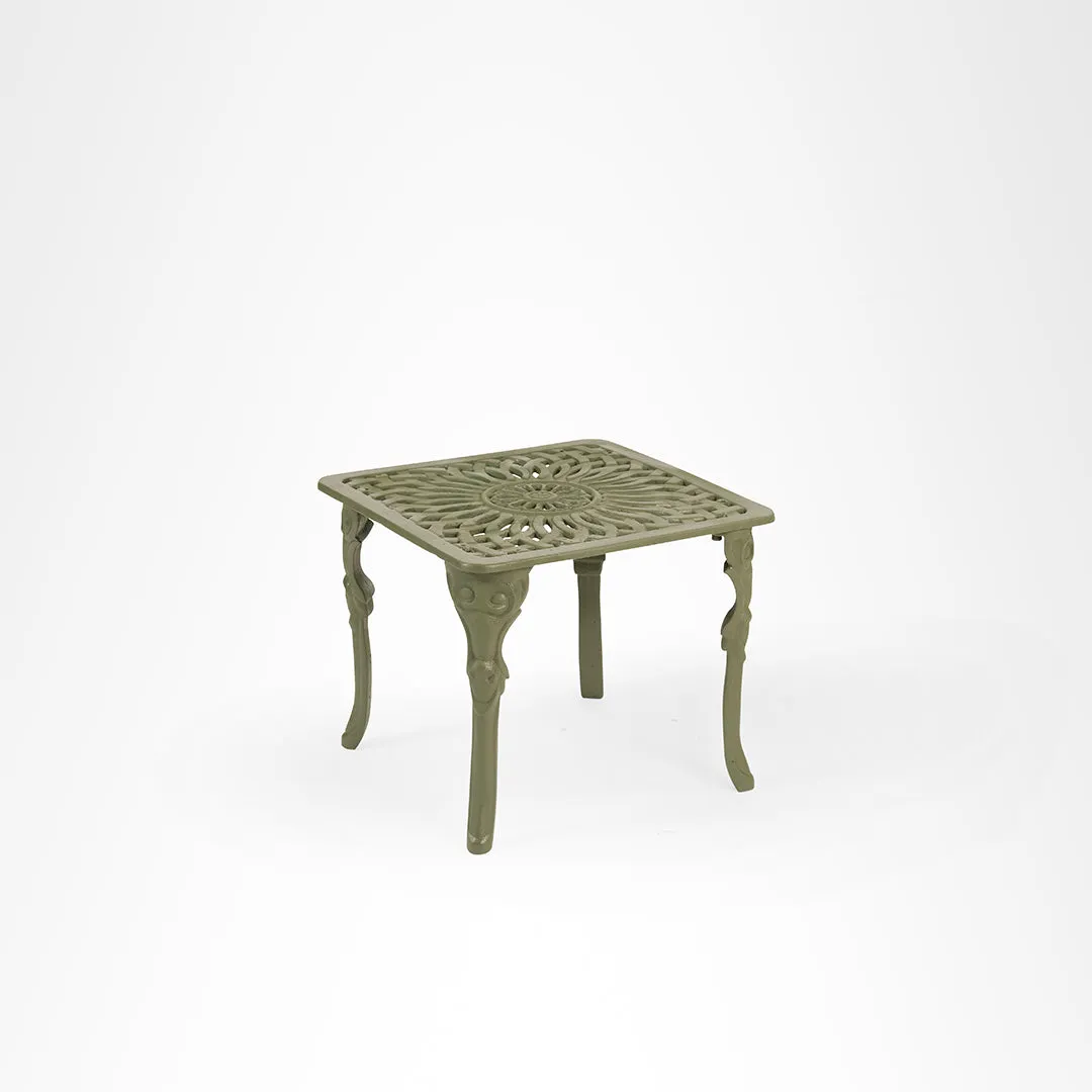 Ellis XXV Cast Iron Table And Chair Set