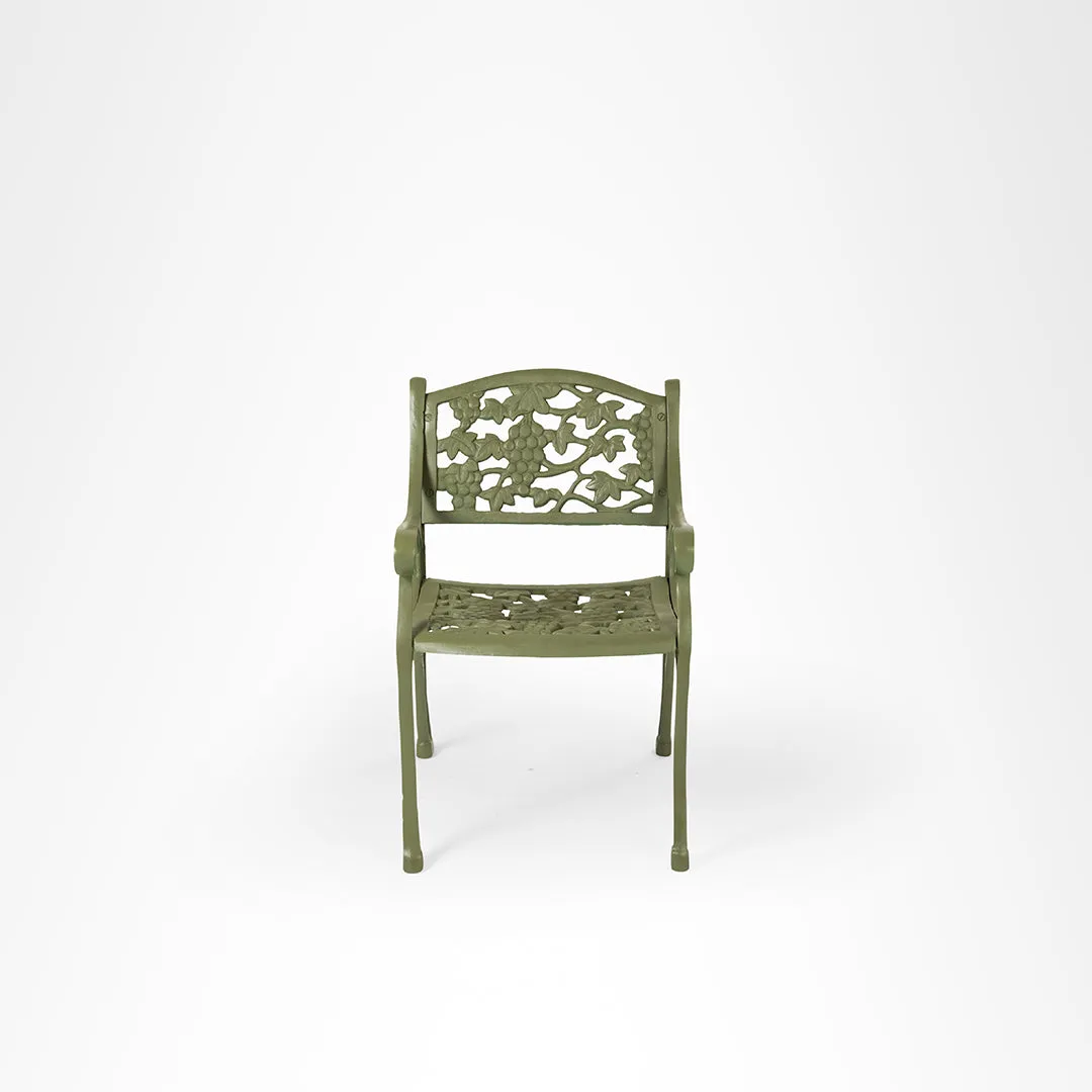 Ellis XXV Cast Iron Table And Chair Set