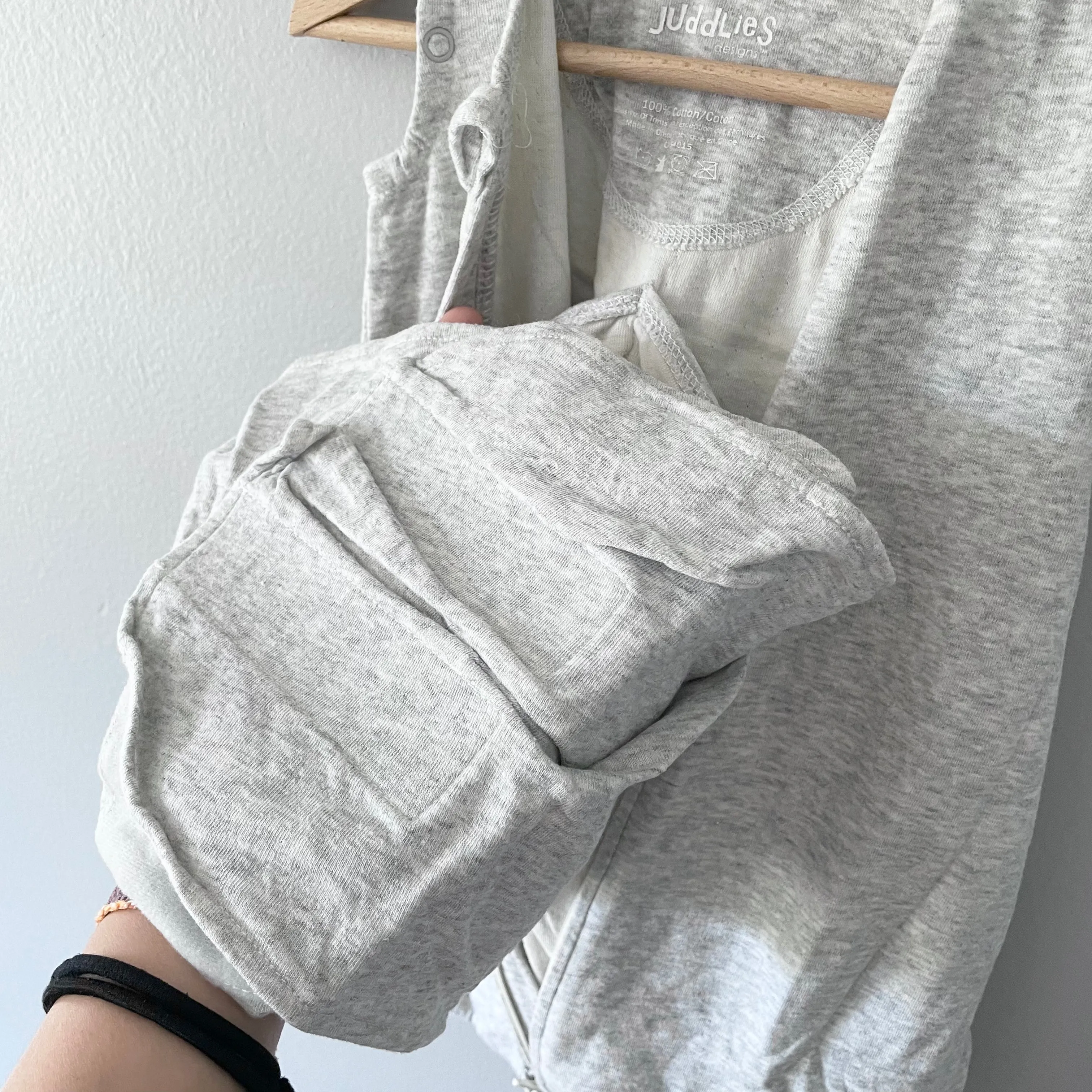 Juddlies / Light grey sleep bag