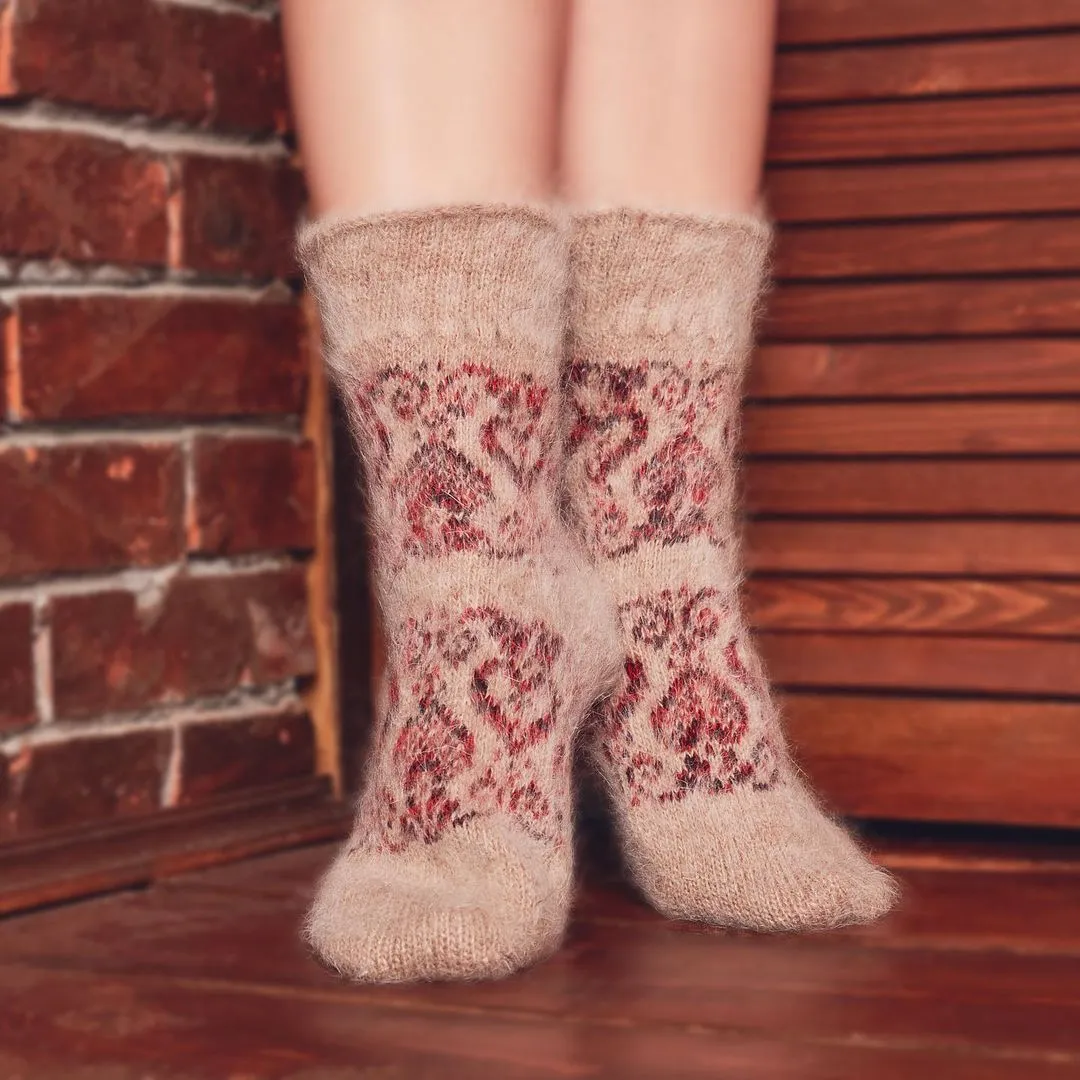 Women's Cozy Love Non-Binding Goat Wool Crew Socks